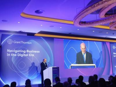 &Chi;&alpha;&tau;&zeta;&eta;&delta;ά&kappa;&eta;&sigmaf;: &Chi;&omega;&rho;ί&sigmaf; &pi;&rho;&omicron;&eta;&gamma;&omicron;ύ&mu;&epsilon;&nu;&omicron; &epsilon;&upsilon;&kappa;&alpha;&iota;&rho;ί&epsilon;&sigmaf; &kappa;&alpha;&iota; &kappa;&omicron;&nu;&delta;ύ&lambda;&iota;&alpha; &gamma;&iota;&alpha; &tau;&omicron;&nu; &psi;&eta;&phi;&iota;&alpha;&kappa;ό &epsilon;&kappa;&sigma;&upsilon;&gamma;&chi;&rho;&omicron;&nu;&iota;&sigma;&mu;ό - &Omicron;&iota; 4 &pi;&upsilon;&lambda;ώ&nu;&epsilon;&sigmaf;