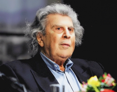 &Tau;&rho;&iota;ή&mu;&epsilon;&rho;&omicron; &epsilon;&theta;&nu;&iota;&kappa;ό &pi;έ&nu;&theta;&omicron;&sigmaf; &kappa;ή&rho;&upsilon;&xi;&epsilon; &omicron; &pi;&rho;&omega;&theta;&upsilon;&pi;&omicron;&upsilon;&rho;&gamma;ό&sigmaf; &Kappa;&upsilon;&rho;&iota;ά&kappa;&omicron;&sigmaf; &Mu;&eta;&tau;&sigma;&omicron;&tau;ά&kappa;&eta;&sigmaf;