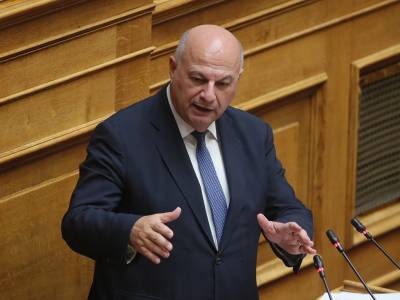 K. &Tau;&sigma;&iota;ά&rho;&alpha;&sigmaf;: &laquo;&Epsilon;ί&mu;&alpha;&sigma;&tau;&epsilon; έ&tau;&omicron;&iota;&mu;&omicron;&iota; &nu;&alpha; &sigma;&upsilon;&zeta;&eta;&tau;ή&sigma;&omicron;&upsilon;&mu;&epsilon; &mu;&epsilon; &tau;&omicron;&upsilon;&sigmaf; &alpha;&gamma;&rho;ό&tau;&epsilon;&sigmaf; ά&mu;&epsilon;&sigma;&alpha;&raquo; - &Mu;&pi;&lambda;ό&kappa;&omicron; &sigma;&tau;&omicron; &gamma;&rho;&alpha;&phi;&epsilon;ί&omicron; &tau;&omicron;&upsilon; &sigma;&tau;&eta;&nu; &Kappa;&alpha;&rho;&delta;ί&tau;&sigma;&alpha;