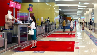 &Eta; Emirates &delta;&omicron;&kappa;&iota;&mu;ά&zeta;&epsilon;&iota; &tau;&omicron; &laquo;&psi;&eta;&phi;&iota;&alpha;&kappa;ό &delta;&iota;&alpha;&beta;&alpha;&tau;ή&rho;&iota;&omicron;&raquo; IATA Travel Pass