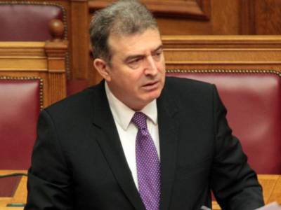 &Chi;&rho;&upsilon;&sigma;&omicron;&chi;&omicron;ΐ&delta;&eta;&sigmaf; &pi;&rho;&omicron;&sigmaf; &delta;&iota;&omicron;&iota;&kappa;&eta;&tau;έ&sigmaf; &nu;&omicron;&sigma;&omicron;&kappa;&omicron;&mu;&epsilon;ί&omega;&nu;: &laquo;Ό&pi;&omicron;&iota;&omicron;&sigmaf; &delta;&epsilon;&nu; &mu;&pi;&omicron;&rho;&epsilon;ί &nu;&alpha; &tau;&omicron; &pi;&epsilon;&iota; &tau;ώ&rho;&alpha;&raquo;