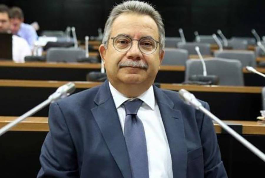 &Tau;&rho;ά&pi;&epsilon;&zeta;&alpha; &Kappa;ύ&pi;&rho;&omicron;&upsilon;: &Nu;έ&omicron;&sigmaf; &alpha;&nu;&tau;&iota;&pi;&rho;ό&epsilon;&delta;&rho;&omicron;&sigmaf; &omicron; &Gamma;&epsilon;ώ&rho;&gamma;&iota;&omicron;&sigmaf; &Sigma;&upsilon;&rho;ί&chi;&alpha;&sigmaf;