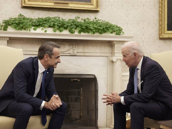 &Sigma;&upsilon;&nu;ά&nu;&tau;&eta;&sigma;&eta; &Kappa;&upsilon;&rho;&iota;ά&kappa;&omicron;&upsilon; &Mu;&eta;&tau;&sigma;&omicron;&tau;ά&kappa;&eta; &mu;&epsilon; &Tau;&zeta;&omicron; &Mu;&pi;ά&iota;&nu;&tau;&epsilon;&nu; &sigma;&tau;&iota;&sigmaf; 4 &Alpha;&pi;&rho;&iota;&lambda;ί&omicron;&upsilon; &sigma;&tau;&omicron;&nu; &Lambda;&epsilon;&upsilon;&kappa;ό &Omicron;ί&kappa;&omicron;