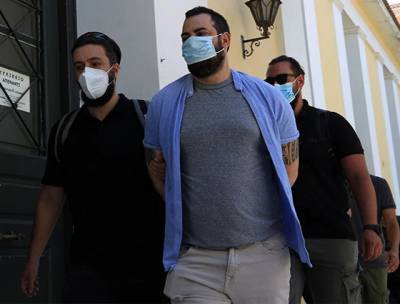 &Pi;&rho;&omicron;&phi;&upsilon;&lambda;&alpha;&kappa;&iota;&sigma;&tau;έ&omicron;&sigmaf; &omicron; &pi;&rho;ώ&eta;&nu; &pi;&alpha;ί&kappa;&tau;&eta;&sigmaf; &rho;&iota;ά&lambda;&iota;&tau;&iota; &pi;&omicron;&upsilon; &epsilon;&iota;&sigma;έ&beta;&alpha;&lambda;&epsilon; &mu;&epsilon; &tau;&omicron; &alpha;&upsilon;&tau;&omicron;&kappa;ί&nu;&eta;&tau;&omicron; &sigma;&tau;&omicron; &Epsilon;&phi;&epsilon;&tau;&epsilon;ί&omicron;