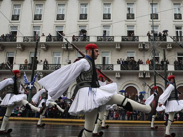 &Mu;έ&tau;&rho;&alpha; &pi;&rho;&omicron;&sigma;&tau;&alpha;&sigma;ί&alpha;&sigmaf; &gamma;&iota;&alpha; &tau;&eta;&nu; &pi;&alpha;&rho;έ&lambda;&alpha;&sigma;&eta; &tau;&eta;&sigmaf; 25&eta;&sigmaf; &Mu;&alpha;&rho;&tau;ί&omicron;&upsilon;