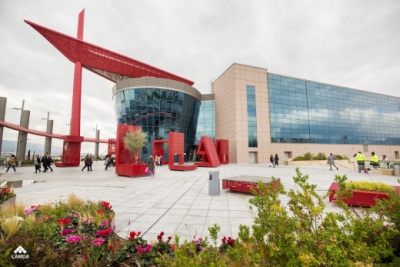 &Nu;ό&mu;&iota;&mu;&omicron; έ&kappa;&rho;&iota;&nu;&epsilon; &tau;&omicron; &Sigma;&tau;&Epsilon; &tau;&omicron; The Mall Athens