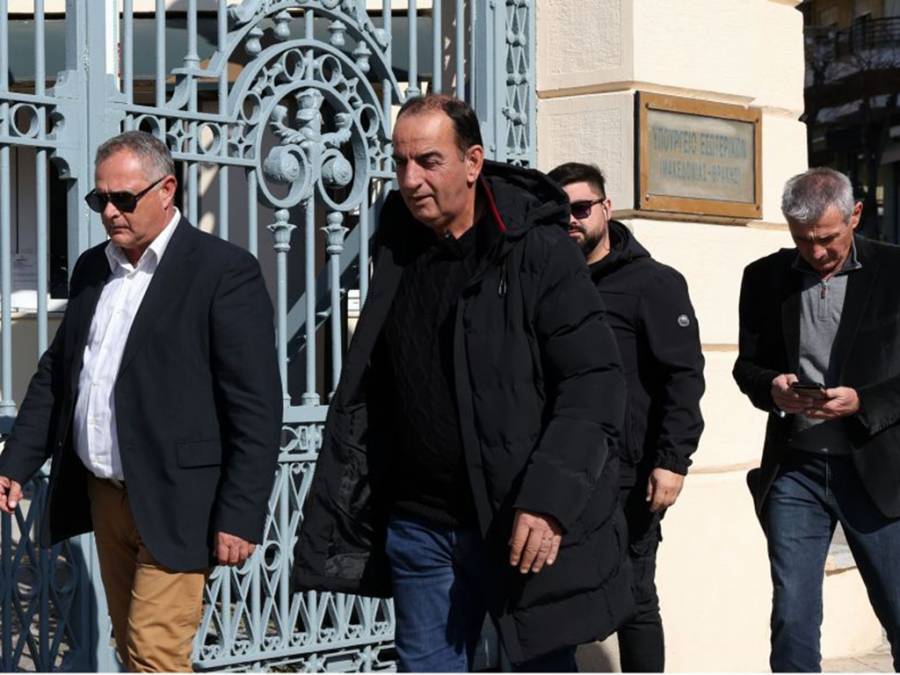 &laquo;Ό&chi;&iota;&raquo; &Chi;&rho;&upsilon;&sigma;&omicron;&chi;&omicron;ΐ&delta;&eta; &sigma;&tau;&eta;&nu; &kappa;ά&theta;&omicron;&delta;&omicron; &tau;&omega;&nu; &alpha;&gamma;&rho;&omicron;&tau;ώ&nu; &mu;&epsilon; &tau;&rho;&alpha;&kappa;&tau;έ&rho; &sigma;&tau;&eta;&nu; &Alpha;&theta;ή&nu;&alpha; &ndash; &laquo;&Nu;&alpha;&iota;&raquo; &mu;&epsilon; &Iota;&Chi; &kappa;&alpha;&iota; &lambda;&epsilon;&omega;&phi;&omicron;&rho;&epsilon;ί&alpha;