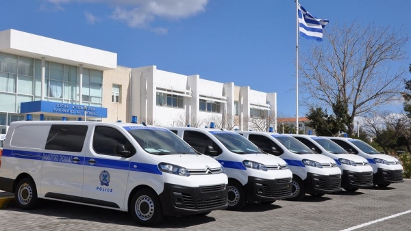 &Tau;&rho;&iota;ά&nu;&tau;&alpha; &delta;ύ&omicron; &nu;έ&alpha; &pi;&epsilon;&rho;&iota;&pi;&omicron;&lambda;&iota;&kappa;ά &alpha;&pi;ό &tau;&eta;&nu; &Omicron;&lambda;&upsilon;&mu;&pi;ί&alpha; &Omicron;&delta;ό &sigma;&tau;&eta;&nu; &Epsilon;&lambda;&lambda;&eta;&nu;&iota;&kappa;ή &Alpha;&sigma;&tau;&upsilon;&nu;&omicron;&mu;ί&alpha;