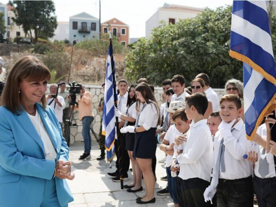 &Epsilon;&pi;ί&sigma;&kappa;&epsilon;&psi;&eta; &tau;&eta;&sigmaf; &Pi;&rho;&omicron;έ&delta;&rho;&omicron;&upsilon; &tau;&eta;&sigmaf; &Delta;&eta;&mu;&omicron;&kappa;&rho;&alpha;&tau;ί&alpha;&sigmaf; &Kappa;&alpha;&tau;. &Sigma;&alpha;&kappa;&epsilon;&lambda;&lambda;&alpha;&rho;&omicron;&pi;&omicron;ύ&lambda;&omicron;&upsilon; &sigma;&tau;&omicron; &Kappa;&alpha;&sigma;&tau;&epsilon;&lambda;ό&rho;&iota;&zeta;&omicron;