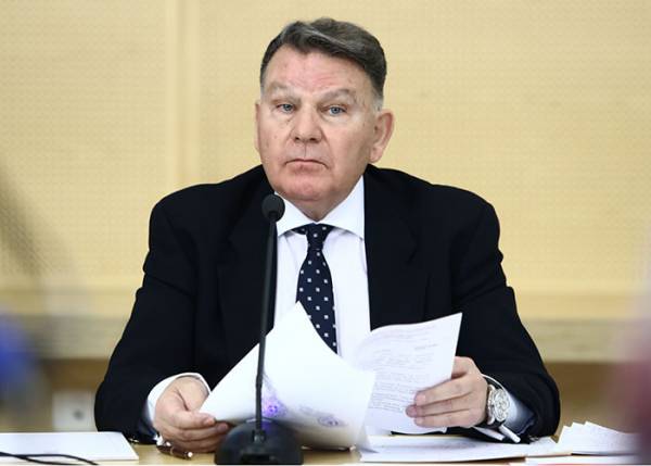 &Delta;ύ&omicron; &mu;ή&nu;&epsilon;&sigmaf; &alpha;&nu;&alpha;&sigma;&tau;&omicron;&lambda;ή ά&sigma;&kappa;&eta;&sigma;&eta;&sigmaf; &lambda;&epsilon;&iota;&tau;&omicron;&upsilon;&rho;&gamma;ή&mu;&alpha;&tau;&omicron;&sigmaf; &gamma;&iota;&alpha; &tau;&omicron;&nu; &Alpha;&lambda;έ&xi;&eta; &Kappa;&omicron;ύ&gamma;&iota;&alpha;