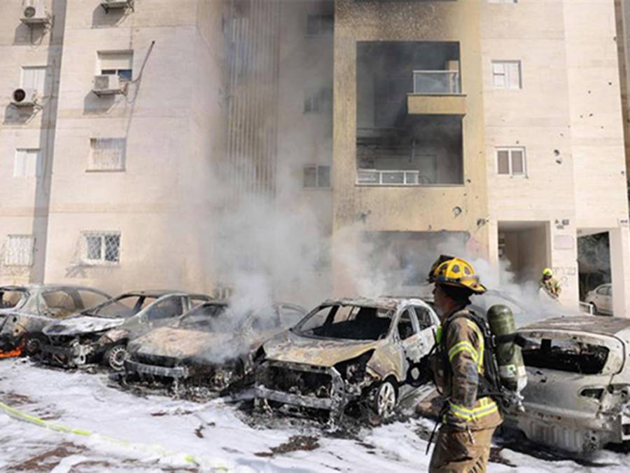 &Pi;ό&lambda;&epsilon;&mu;&omicron;&sigmaf; &Iota;&sigma;&rho;&alpha;ή&lambda;: &Xi;&epsilon;&kappa;ί&nu;&eta;&sigma;&epsilon; &eta; 4ή&mu;&epsilon;&rho;&eta; &alpha;&nu;&alpha;&kappa;&omega;&chi;ή - &Tau;&omicron; &alpha;&pi;ό&gamma;&epsilon;&upsilon;&mu;&alpha; &eta; &alpha;&pi;&epsilon;&lambda;&epsilon;&upsilon;&theta;έ&rho;&omega;&sigma;&eta; &omicron;&mu;ή&rho;&omega;&nu;