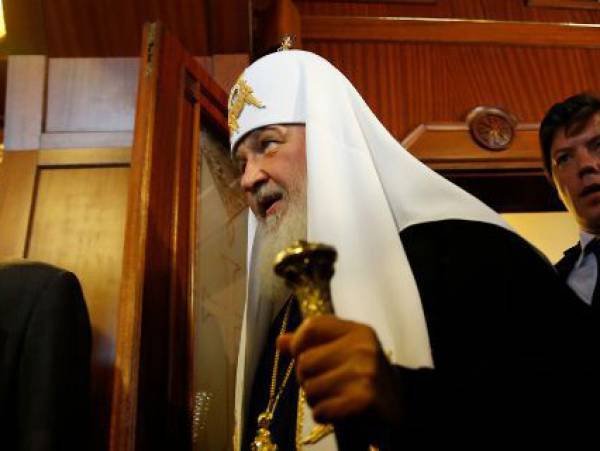 EE: &Kappa;&upsilon;&rho;ώ&sigma;&epsilon;&iota;&sigmaf; &sigma;&tau;&omicron;&nu; &Pi;&alpha;&tau;&rho;&iota;ά&rho;&chi;&eta; &tau;&eta;&sigmaf; &Rho;&omega;&sigma;&iota;&kappa;ή&sigmaf; &Epsilon;&kappa;&kappa;&lambda;&eta;&sigma;ί&alpha;&sigmaf; &Kappa;ύ&rho;&iota;&lambda;&lambda;&omicron;