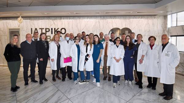 Ό&mu;&iota;&lambda;&omicron;&sigmaf; &Iota;&alpha;&tau;&rho;&iota;&kappa;&omicron;ύ &Alpha;&theta;&eta;&nu;ώ&nu;: &Pi;&epsilon;&rho;&alpha;&iota;&tau;έ&rho;&omega; &epsilon;&nu;ί&sigma;&chi;&upsilon;&sigma;&eta; &tau;&eta;&sigmaf; &Sigma;&upsilon;&nu;&epsilon;&rho;&gamma;&alpha;&sigma;ί&alpha;&sigmaf; &mu;&epsilon; &tau;&omicron; &Epsilon;&upsilon;&rho;&omega;&pi;&alpha;ϊ&kappa;ό &Pi;&alpha;&nu;&epsilon;&pi;&iota;&sigma;&tau;ή&mu;&iota;&omicron; &Kappa;ύ&pi;&rho;&omicron;&upsilon;