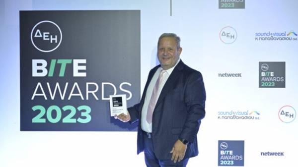 &Delta;&iota;&pi;&lambda;ή &delta;&iota;ά&kappa;&rho;&iota;&sigma;&eta; &gamma;&iota;&alpha; &tau;&eta;&nu; &epsilon;&phi;&alpha;&rho;&mu;&omicron;&gamma;ή &laquo;my-Ygeia&raquo; &tau;&omicron;&upsilon; Hellenic Healthcare Group