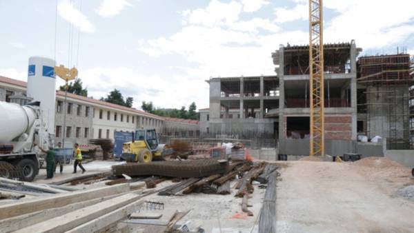 &Mu;&epsilon; &gamma;&rho;ή&gamma;&omicron;&rho;&omicron;&upsilon;&sigmaf; &rho;&upsilon;&theta;&mu;&omicron;ύ&sigmaf; &eta; &kappa;&alpha;&tau;&alpha;&sigma;&kappa;&epsilon;&upsilon;ή &omicron;&gamma;&kappa;&omicron;&lambda;&omicron;&gamma;&iota;&kappa;ή&sigmaf; &kappa;&lambda;&iota;&nu;&iota;&kappa;ή&sigmaf; &sigma;&tau;&omicron; &Gamma;&Nu; &Lambda;&alpha;&mu;ί&alpha;&sigmaf;