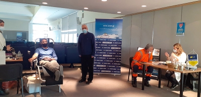 &Alpha;&Nu;&Epsilon;&Kappa; LINES: &Mu;&epsilon;&gamma;ά&lambda;&eta; &alpha;&nu;&tau;&alpha;&pi;ό&kappa;&rho;&iota;&sigma;&eta; &tau;&omicron;&upsilon; &kappa;ό&sigma;&mu;&omicron;&upsilon; &sigma;&tau;&eta;&nu; 16&eta; &Epsilon;&theta;&epsilon;&lambda;&omicron;&nu;&tau;&iota;&kappa;ή &Alpha;&iota;&mu;&omicron;&delta;&omicron;&sigma;ί&alpha;