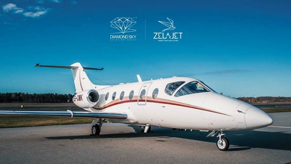 &Eta; Zela Jet &kappa;&alpha;&iota; &eta; Diamond Sky &delta;&epsilon;&sigma;&mu;&epsilon;ύ&omicron;&nu;&tau;&alpha;&iota; &gamma;&iota;&alpha; &pi;&omicron;&lambda;ύ &sigma;&tau;&epsilon;&nu;ή &sigma;&upsilon;&nu;&epsilon;&rho;&gamma;&alpha;&sigma;ί&alpha;