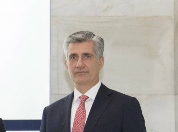 Eurobank: &Omicron; &Iota;ά&kappa;&omega;&beta;&omicron;&sigmaf; &Gamma;&iota;&alpha;&nu;&nu;&alpha;&kappa;&lambda;ή&sigmaf; &nu;έ&omicron;&sigmaf; &alpha;&nu;&alpha;&pi;&lambda;&eta;&rho;&omega;&tau;ή&sigmaf; CEO