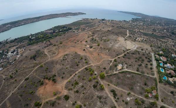 &Tau;&Alpha;&Iota;&Pi;&Epsilon;&Delta;: &Xi;&epsilon;&kappa;&iota;&nu;ά &eta; &alpha;&xi;&iota;&omicron;&pi;&omicron;ί&eta;&sigma;&eta; &tau;&omicron;&upsilon; &alpha;&kappa;&iota;&nu;ή&tau;&omicron;&upsilon; &sigma;&tau;&eta;&nu; &pi;&epsilon;&rho;&iota;&omicron;&chi;ή &laquo;&Beta;&epsilon;&rho;&beta;&epsilon;&rho;ό&nu;&tau;&alpha;&raquo; &sigma;&tau;&omicron; &Pi;ό&rho;&tau;&omicron; &Chi;έ&lambda;&iota;