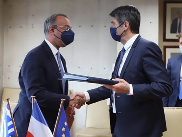 &Upsilon;&pi;&epsilon;&gamma;&rho;ά&phi;&eta; &eta; &alpha;&nu;&alpha;&theta;&epsilon;&omega;&rho;&eta;&mu;έ&nu;&eta; &Sigma;ύ&mu;&beta;&alpha;&sigma;&eta; &Alpha;&pi;&omicron;&phi;&upsilon;&gamma;ή&sigmaf; &Delta;&iota;&pi;&lambda;ή&sigmaf; &Phi;&omicron;&rho;&omicron;&lambda;&omicron;&gamma;ί&alpha;&sigmaf; &Epsilon;&lambda;&lambda;ά&delta;&alpha;&sigmaf; - &Gamma;&alpha;&lambda;&lambda;ί&alpha;&sigmaf;