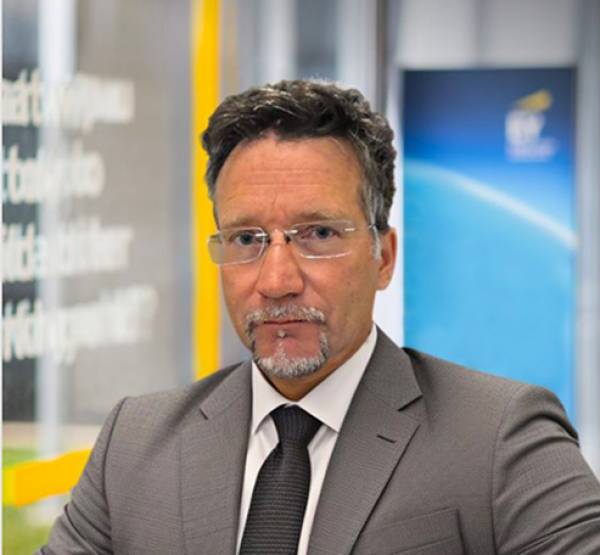 EY &Epsilon;&lambda;&lambda;ά&delta;&omicron;&sigmaf;: &Nu;έ&omicron;&sigmaf; &Epsilon;&tau;&alpha;ί&rho;&omicron;&sigmaf; &sigma;&tau;&omicron; &Tau;&mu;ή&mu;&alpha; &Sigma;&upsilon;&mu;&beta;&omicron;&upsilon;&lambda;&epsilon;&upsilon;&tau;&iota;&kappa;ώ&nu; &Upsilon;&pi;&eta;&rho;&epsilon;&sigma;&iota;ώ&nu; &omicron; &Gamma;&iota;ώ&rho;&gamma;&omicron;&sigmaf; &Tau;&epsilon;&tau;&zeta;&alpha;&lambda;ό&gamma;&lambda;&omicron;&upsilon;