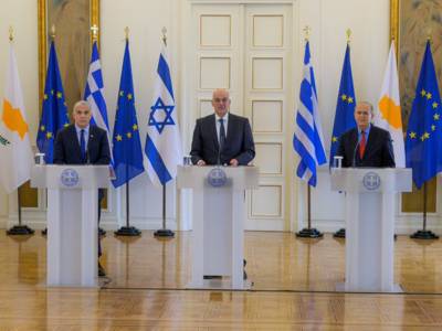 &Delta;έ&nu;&delta;&iota;&alpha;&sigmaf;: &Eta; &rho;&omega;&sigma;&iota;&kappa;ή &epsilon;&iota;&sigma;&beta;&omicron;&lambda;ή &upsilon;&pi;&epsilon;&nu;&theta;&upsilon;&mu;ί&zeta;&epsilon;&iota; &tau;&eta;&nu; &alpha;&nu;&omicron;&iota;&chi;&tau;ή &pi;&lambda;&eta;&gamma;ή &tau;&omicron;&upsilon; &Kappa;&upsilon;&pi;&rho;&iota;&alpha;&kappa;&omicron;ύ