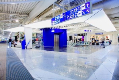 &Upsilon;&Pi;&Alpha;: &Alpha;&upsilon;&xi;ά&nu;&omicron;&nu;&tau;&alpha;&iota; &omicron;&iota; &chi;ώ&rho;&epsilon;&sigmaf; &gamma;&iota;&alpha; &tau;&alpha;&xi;&iota;&delta;&iota;ώ&tau;&epsilon;&sigmaf; &sigma;&tau;&eta;&nu; &Epsilon;&lambda;&lambda;ά&delta;&alpha; &chi;&omega;&rho;ί&sigmaf; 7&eta;&mu;&epsilon;&rho;&eta; &kappa;&alpha;&rho;&alpha;&nu;&tau;ί&nu;&alpha;
