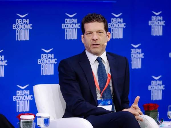 Matteo Sarzana (airbnb): &Pi;έ&mu;&pi;&tau;&eta; &eta; &Epsilon;&lambda;&lambda;ά&delta;&alpha; &omega;&sigmaf; &pi;&rho;&omicron;&omicron;&rho;&iota;&sigma;&mu;ό&sigmaf; &sigma;&tau;&eta;&nu; &Epsilon;&upsilon;&rho;ώ&pi;&eta; - 52 &epsilon;&kappa;&alpha;&tau;. &delta;&iota;&alpha;&nu;&upsilon;&kappa;&tau;&epsilon;&rho;&epsilon;ύ&sigma;&epsilon;&iota;&sigmaf; &sigma;&epsilon; &beta;&rho;&alpha;&chi;&upsilon;&chi;&rho;ό&nu;&iota;&epsilon;&sigmaf; &mu;&iota;&sigma;&theta;ώ&sigma;&epsilon;&iota;&sigmaf; &tau;&omicron; 2025
