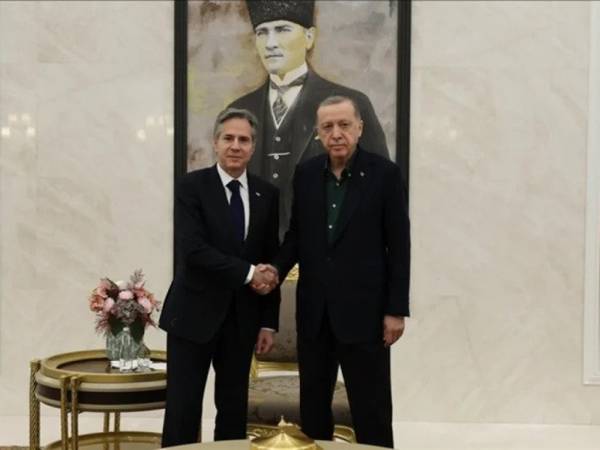 &Sigma;&upsilon;&nu;ά&nu;&tau;&eta;&sigma;&eta; &Mu;&pi;&lambda;ί&nu;&kappa;&epsilon;&nu; - &Epsilon;&rho;&nu;&tau;&omicron;&gamma;ά&nu; &sigma;&tau;&omicron; &alpha;&epsilon;&rho;&omicron;&delta;&rho;ό&mu;&iota;&omicron; &tau;&eta;&sigmaf; Ά&gamma;&kappa;&upsilon;&rho;&alpha;&sigmaf; &pi;&rho;&iota;&nu; &tau;&eta;&nu; &alpha;&upsilon;&rho;&iota;&alpha;&nu;ή &sigma;&upsilon;&nu;ά&nu;&tau;&eta;&sigma;&eta; &mu;&epsilon; &tau;&omicron;&nu; &Nu;ί&kappa;&omicron; &Delta;έ&nu;&delta;&iota;&alpha;