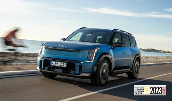 Kia EV9: &Kappa;έ&rho;&delta;&iota;&sigma;&epsilon; &tau;&omicron; Golden Steering Wheel 2023 (&Chi;&rho;&upsilon;&sigma;ό &Tau;&iota;&mu;ό&nu;&iota;)