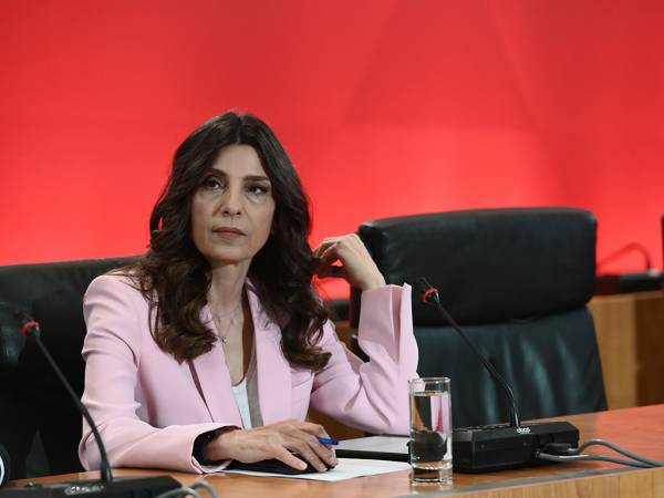 &Eta; &Pi;ό&pi;&eta; &Tau;&sigma;&alpha;&pi;&alpha;&nu;ί&delta;&omicron;&upsilon; &alpha;&pi;&omicron;&delta;έ&chi;&tau;&eta;&kappa;&epsilon; &tau;&eta;&nu; έ&delta;&rho;&alpha; &Eta;&lambda;&iota;ό&pi;&omicron;&upsilon;&lambda;&omicron;&upsilon; &kappa;&alpha;&iota; &omicron;&rho;&kappa;ί&zeta;&epsilon;&tau;&alpha;&iota; &tau;&eta;&nu; &Pi;&alpha;&rho;&alpha;&sigma;&kappa;&epsilon;&upsilon;ή