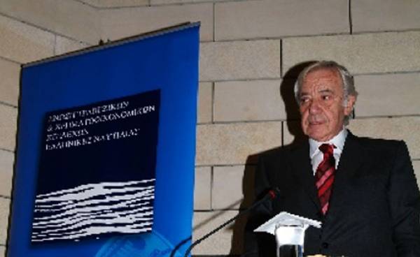 Έ&phi;&upsilon;&gamma;&epsilon; &alpha;&pi;ό &tau;&eta; &zeta;&omega;ή &omicron; &pi;&rho;ώ&eta;&nu; &epsilon;&pi;&iota;&kappa;&epsilon;&phi;&alpha;&lambda;ή&sigmaf; &tau;&eta;&sigmaf; Citibank &Delta;&eta;&mu;ή&tau;&rho;&eta;&sigmaf; &Kappa;&rho;&omicron;&nu;&tau;&eta;&rho;ά&sigmaf;