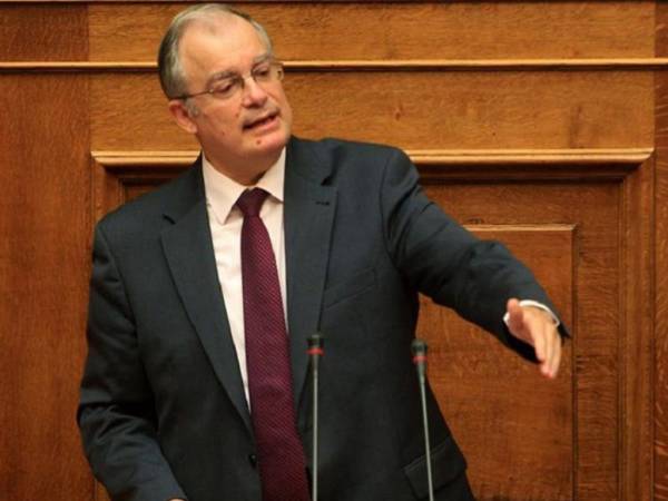 &Epsilon;&pi;&alpha;&nu;&epsilon;&xi;&epsilon;&lambda;έ&gamma;&eta; &pi;&rho;ό&epsilon;&delta;&rho;&omicron;&sigmaf; &tau;&eta;&sigmaf; &Beta;&omicron;&upsilon;&lambda;ή&sigmaf; &omicron; &Kappa;&omega;&nu;&sigma;&tau;&alpha;&nu;&tau;ί&nu;&omicron;&sigmaf; &Tau;&alpha;&sigma;&omicron;ύ&lambda;&alpha;&sigmaf;