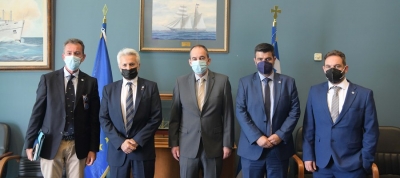 O&iota; &delta;&rho;ά&sigma;&epsilon;&iota;&sigmaf; &tau;&eta;&sigmaf; &Epsilon;&lambda;&lambda;&eta;&nu;&iota;&kappa;ή&sigmaf; &Kappa;&upsilon;&beta;έ&rho;&nu;&eta;&sigma;&eta;&sigmaf; &gamma;&iota;&alpha; &tau;&eta;&nu; &alpha;&nu;ά&pi;&tau;&upsilon;&xi;&eta; &kappa;&alpha;&iota; &tau;&eta; &beta;&epsilon;&lambda;&tau;ί&omega;&sigma;&eta; &tau;&omega;&nu; &upsilon;&pi;&omicron;&delta;&omicron;&mu;ώ&nu; &tau;&omega;&nu; &lambda;&iota;&mu;έ&nu;&omega;&nu; &sigma;&tau;&omicron; &epsilon;&pi;ί&kappa;&epsilon;&nu;&tau;&rho;&omicron; &tau;&eta;&sigmaf; &sigma;&upsilon;&nu;ά&nu;&tau;&eta;&sigma;&eta;&sigmaf; &Gamma;. &Pi;&lambda;&alpha;&kappa;&iota;&omega;&tau;ά&kappa;&eta; &mu;&epsilon; &tau;&omicron;&nu; &pi;&rho;ό&epsilon;&delta;&rho;&omicron; &tau;&eta;&sigmaf; &Delta;&iota;&epsilon;&theta;&nu;&omicron;ύ&sigmaf; &Nu;&alpha;&upsilon;&tau;&iota;&kappa;ή&sigmaf; Έ&nu;&omega;&sigma;&eta;&sigmaf;