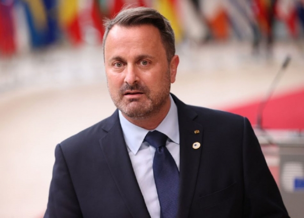 &Sigma;&epsilon; &sigma;&omicron;&beta;&alpha;&rho;ή, &alpha;&lambda;&lambda;ά &sigma;&tau;&alpha;&theta;&epsilon;&rho;ή &kappa;&alpha;&tau;ά&sigma;&tau;&alpha;&sigma;&eta; &nu;&omicron;&sigma;&eta;&lambda;&epsilon;ύ&epsilon;&tau;&alpha;&iota; &omicron; &pi;&rho;&omega;&theta;&upsilon;&pi;&omicron;&upsilon;&rho;&gamma;ό&sigmaf; &tau;&omicron;&upsilon; &Lambda;&omicron;&upsilon;&xi;&epsilon;&mu;&beta;&omicron;ύ&rho;&gamma;&omicron;&upsilon;
