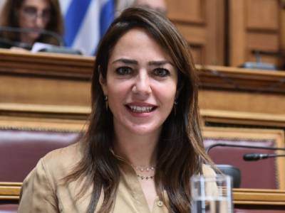 &Delta;. &Mu;&iota;&chi;&alpha;&eta;&lambda;ί&delta;&omicron;&upsilon;: &Omicron;&iota; &alpha;&upsilon;&xi;ή&sigma;&epsilon;&iota;&sigmaf; &sigma;&tau;&omicron;&nu; &kappa;&alpha;&tau;ώ&tau;&alpha;&tau;&omicron; &mu;&iota;&sigma;&theta;ό &sigma;&upsilon;&mu;&beta;&alpha;&delta;ί&zeta;&omicron;&upsilon;&nu; &mu;&epsilon; &tau;&iota;&sigmaf; &alpha;&upsilon;&xi;ή&sigma;&epsilon;&iota;&sigmaf; &sigma;&tau;&omicron;&nu; &mu;έ&sigma;&omicron;