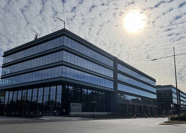 Hewlett Packard Enterprise: &Epsilon;&xi;&alpha;&gamma;&omicron;&rho;ά&zeta;&epsilon;&iota; &tau;&eta;&nu; Juniper έ&nu;&alpha;&nu;&tau;&iota; 14 &delta;&iota;&sigma;. &delta;&omicron;&lambda;&alpha;&rho;ί&omega;&nu;
