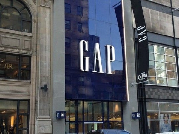 Gap: &Kappa;&lambda;&epsilon;ί&nu;&epsilon;&iota; &tau;&alpha; &kappa;&alpha;&tau;&alpha;&sigma;&tau;ή&mu;&alpha;&tau;ά &tau;&omicron;&upsilon; &sigma;&tau;&omicron; &Eta;&nu;&omega;&mu;έ&nu;&omicron; &Beta;&alpha;&sigma;ί&lambda;&epsilon;&iota;&omicron; &kappa;&alpha;&iota; &tau;&eta;&nu; &Iota;&rho;&lambda;&alpha;&nu;&delta;ί&alpha;