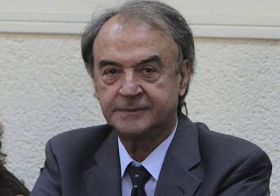 &Pi;έ&theta;&alpha;&nu;&epsilon; &omicron; &Delta;&eta;&mu;ή&tau;&rho;&eta;&sigmaf; &Tau;&sigma;&omicron;&beta;ό&lambda;&alpha;&sigmaf;