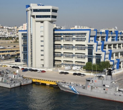 &Alpha;&nu;&alpha;&beta;&alpha;&theta;&mu;ί&zeta;&omicron;&nu;&tau;&alpha;&iota; &omicron;&iota; &kappa;&tau;&iota;&rho;&iota;&alpha;&kappa;έ&sigmaf; &upsilon;&pi;&omicron;&delta;&omicron;&mu;έ&sigmaf; &tau;&omega;&nu; &Delta;&eta;&mu;&omicron;&sigma;ί&omega;&nu; &Sigma;&chi;&omicron;&lambda;ώ&nu; &Epsilon;&mu;&pi;&omicron;&rho;&iota;&kappa;&omicron;ύ &Nu;&alpha;&upsilon;&tau;&iota;&kappa;&omicron;ύ
