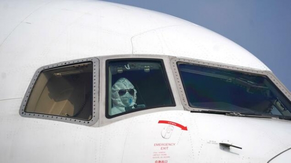 Lufthansa: &Alpha;&nu;&alpha;&sigma;&tau;&omicron;&lambda;ή &tau;&omega;&nu; &pi;&tau;ή&sigma;&epsilon;&omega;&nu; &gamma;&iota;&alpha; &Kappa;ί&nu;&alpha; &mu;έ&chi;&rho;&iota; &tau;&iota;&sigmaf; 28 &Mu;&alpha;&rho;&tau;ί&omicron;&upsilon;