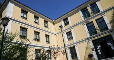 &Sigma;&epsilon; &alpha;&pi;&omicron;&chi;ή &kappa;&alpha;&lambda;&epsilon;ί &omicron; &Sigma;ύ&lambda;&lambda;&omicron;&gamma;&omicron;&sigmaf; &Delta;&iota;&kappa;&alpha;&sigma;&tau;&iota;&kappa;ώ&nu; &Upsilon;&pi;&alpha;&lambda;&lambda;ή&lambda;&omega;&nu; &mu;&epsilon;&tau;ά &alpha;&pi;ό &kappa;&rho;&omicron;ύ&sigma;&mu;&alpha; &kappa;&omicron;&rho;&omega;&nu;&omicron;ϊ&omicron;ύ &sigma;&epsilon; &sigma;&upsilon;&nu;ά&delta;&epsilon;&lambda;&phi;ό &tau;&omicron;&upsilon;&sigmaf;
