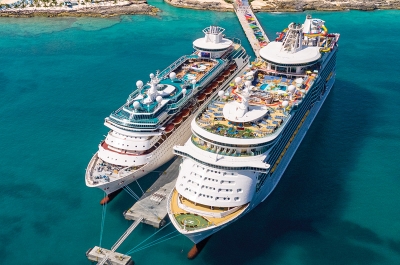 Royal Caribbean: &Sigma;&eta;&mu;&alpha;&tau;&omicron;&delta;&omicron;&tau;&epsilon;ί &tau;&eta;&nu; &epsilon;&pi;&iota;&sigma;&tau;&rho;&omicron;&phi;ή &tau;&eta;&sigmaf; &kappa;&rho;&omicron;&upsilon;&alpha;&zeta;&iota;έ&rho;&alpha;&sigmaf; &sigma;&tau;&eta;&nu; &Kappa;&alpha;&rho;&alpha;ϊ&beta;&iota;&kappa;ή &tau;&omicron; 2021