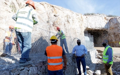 &Sigma;&tau;&iota;&sigmaf; 6.30 &sigma;ή&mu;&epsilon;&rho;&alpha; &tau;&omicron; &alpha;&pi;ό&gamma;&epsilon;&upsilon;&mu;&alpha; &pi;&alpha;&rho;&alpha;&delta;ί&delta;&omicron;&nu;&tau;&alpha;&iota; &sigma;&tau;&eta;&nu; &kappa;&upsilon;&kappa;&lambda;&omicron;&phi;&omicron;&rho;ί&alpha; &kappa;&alpha;&iota; &tau;&alpha; &delta;ύ&omicron; &rho;&epsilon;ύ&mu;&alpha;&tau;&alpha; &tau;&omicron;&upsilon; &omicron;&delta;&iota;&kappa;&omicron;ύ ά&xi;&omicron;&nu;&alpha; &Beta;ά&rho;&kappa;&iota;&zeta;&alpha;&sigmaf; &ndash; &Sigma;&omicron;&upsilon;&nu;ί&omicron;&upsilon; &pi;&lambda;&eta;&sigma;ί&omicron;&nu; &tau;&omega;&nu; &sigma;&eta;&rho;ά&gamma;&gamma;&omega;&nu; (&Tau;&rho;ύ&pi;&epsilon;&sigmaf; &Kappa;&alpha;&rho;&alpha;&mu;&alpha;&nu;&lambda;ή) &sigma;&tau;&eta; &Beta;ά&rho;&kappa;&iota;&zeta;&alpha;
