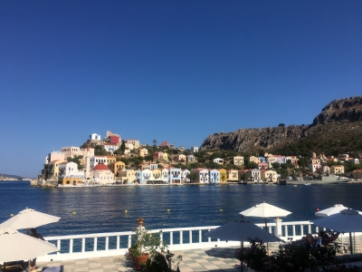 Corriere della Sera: &Tau;&omicron; &Kappa;&alpha;&sigma;&tau;&epsilon;&lambda;&lambda;ό&rho;&iota;&zeta;&omicron; &epsilon;ί&nu;&alpha;&iota; Covid-free, ό&lambda;&omicron;&iota; &omicron;&iota; &kappa;ά&tau;&omicron;&iota;&kappa;&omicron;&iota; &epsilon;&mu;&beta;&omicron;&lambda;&iota;ά&sigma;&theta;&eta;&kappa;&alpha;&nu;