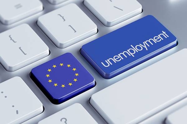 &Sigma;&tau;&alpha;&theta;&epsilon;&rho;ή &sigma;&tau;&omicron; 6,2% &eta; &alpha;&nu;&epsilon;&rho;&gamma;ί&alpha; &tau;&omicron;&nu; &Iota;&omicron;ύ&nu;&iota;&omicron; &sigma;&tau;&eta;&nu; &epsilon;&upsilon;&rho;&omega;&zeta;ώ&nu;&eta;