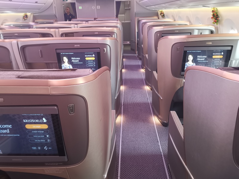 singapore airlines ypersygxrono aeroskafos apo mesa