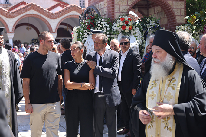 κηδεια Βεσυροπουλου 2 eurokinissi